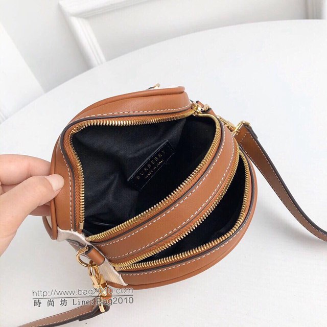 Burberry專櫃新款女包 巴寶莉Louise路易絲包圓形單肩包斜挎包  db1065